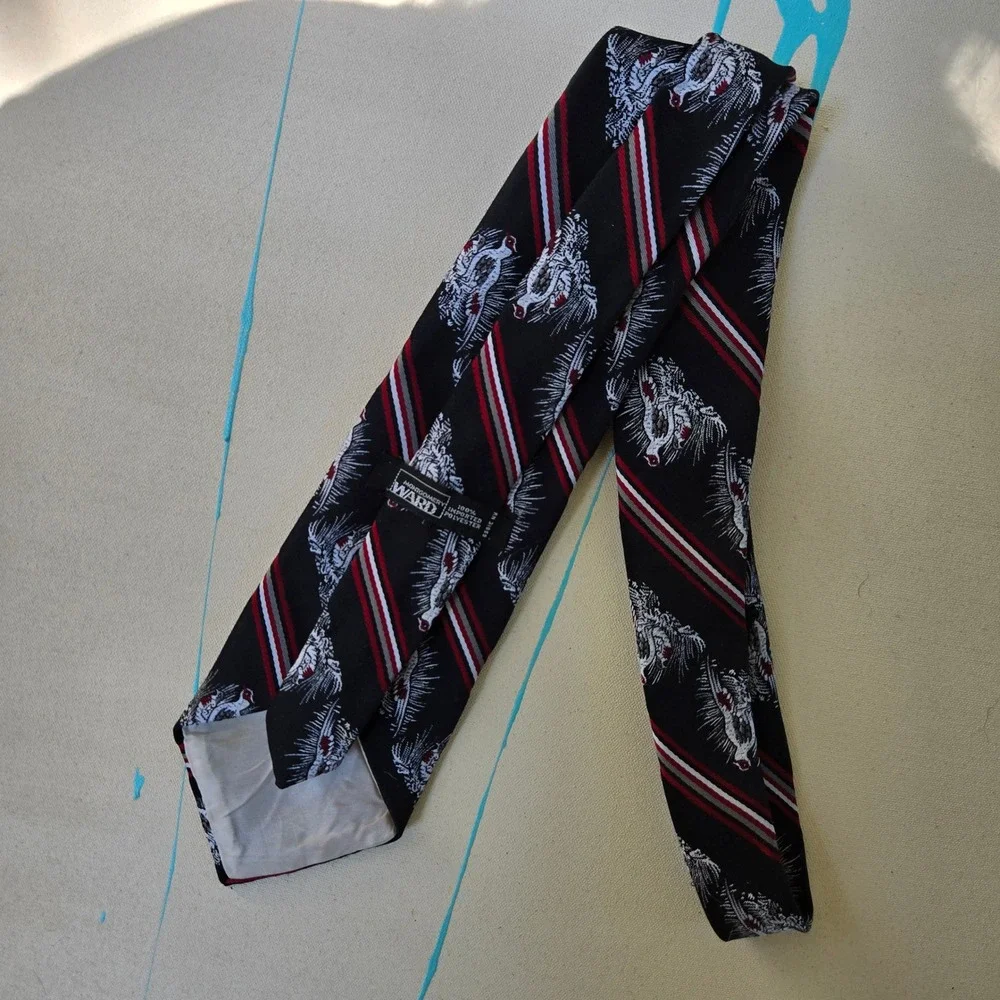 vtg 1970s Montgomery‎ Ward Pheasant Hunting Striped Necktie Black Red Men's Tie